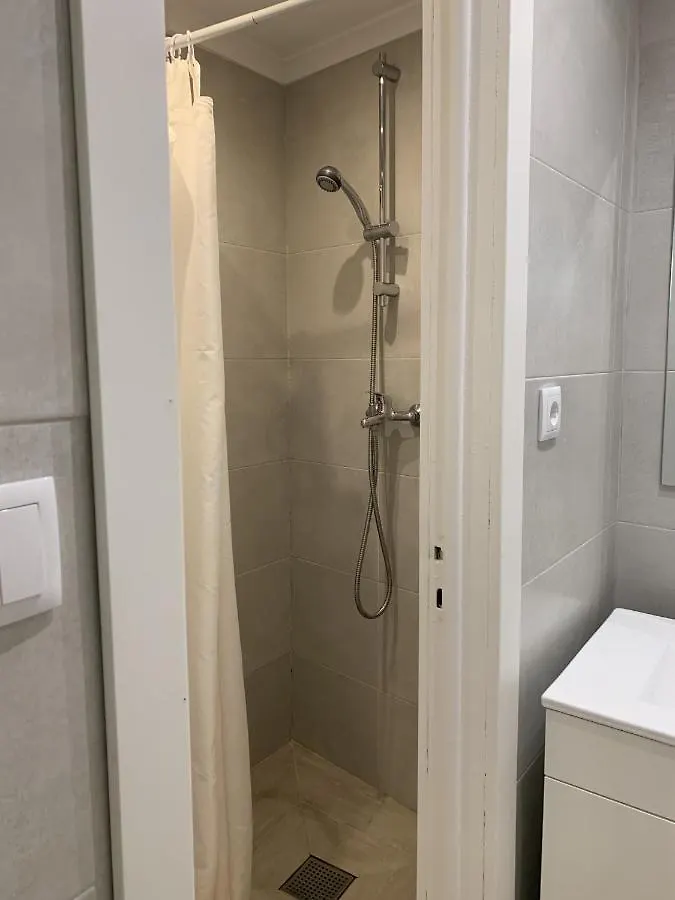 شقة Lisboa  في Calcada De Arroios Pleasant Flat
