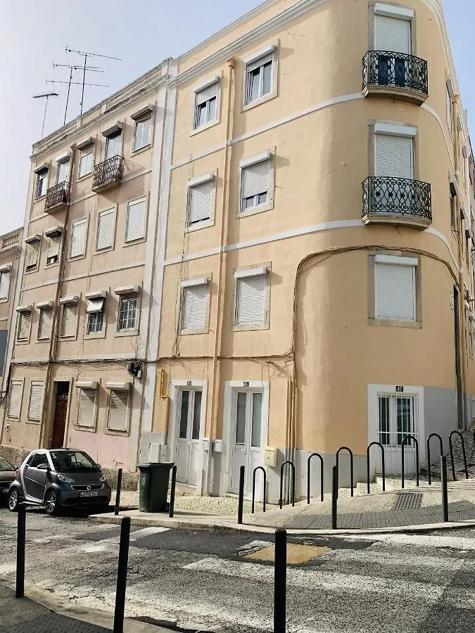 شقة Lisboa  في Calcada De Arroios Pleasant Flat